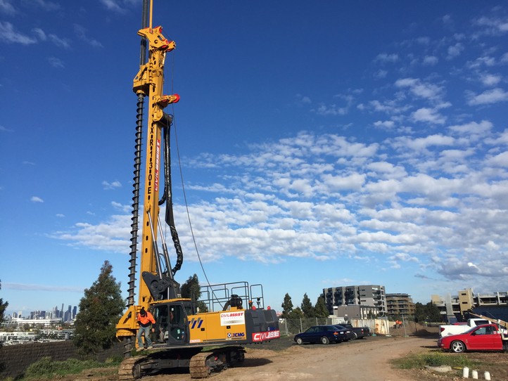 2017年7月牛宝旋挖钻机在澳大利亚进行房建桩施工