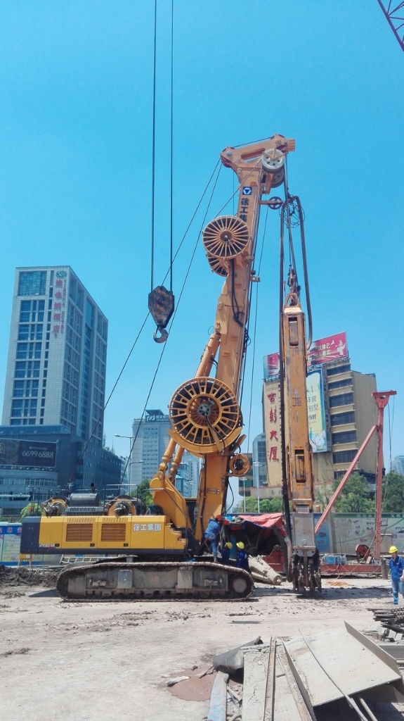 2016年5月牛宝双轮铣槽机在徐州施工